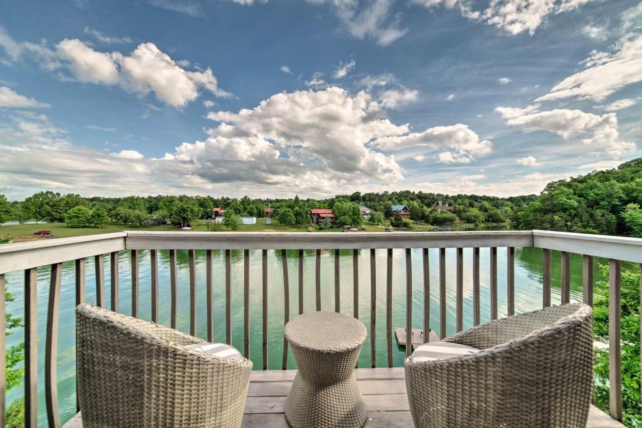 Sevierville Lake House With Deck And Foosball Table! 外观 照片