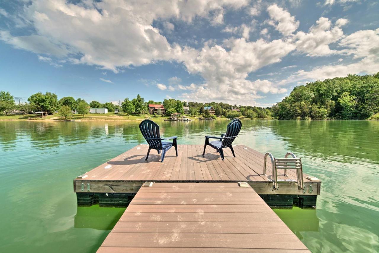 Sevierville Lake House With Deck And Foosball Table! 外观 照片