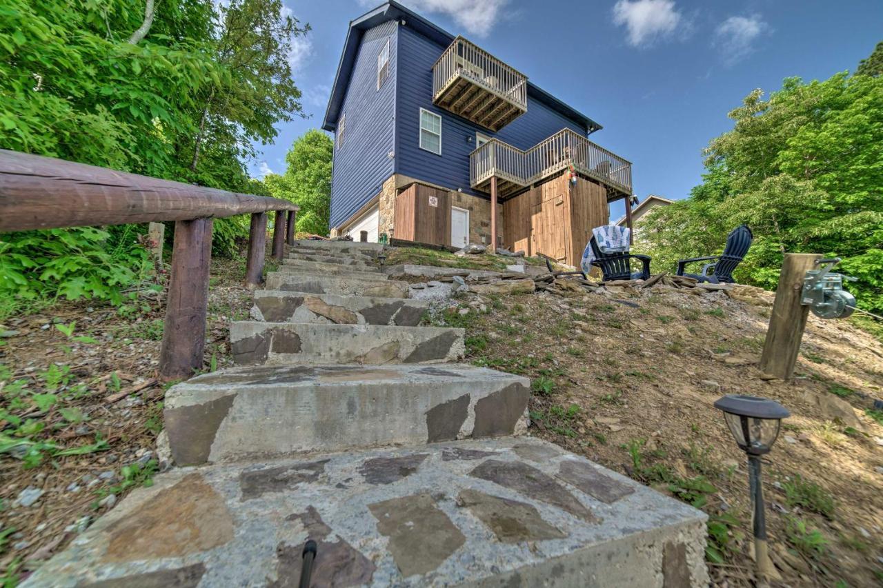 Sevierville Lake House With Deck And Foosball Table! 外观 照片